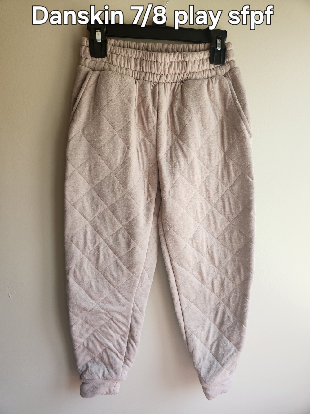 Danskin Quilted 7/8 Jogger Pants